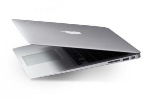 Apple MacBook Air Core i5